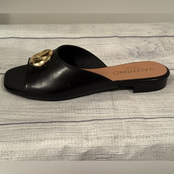 VALENTINO by Mario Valentino Armonia Slide
Black Sandal (Women)/size 6 - Picture 12 of 16
